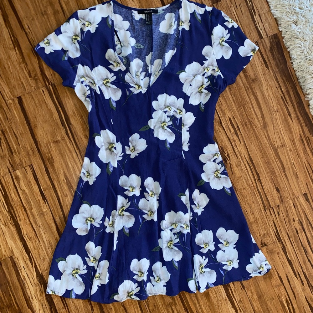 Forever 21 floral dress with ties, Large (fits S-M)
